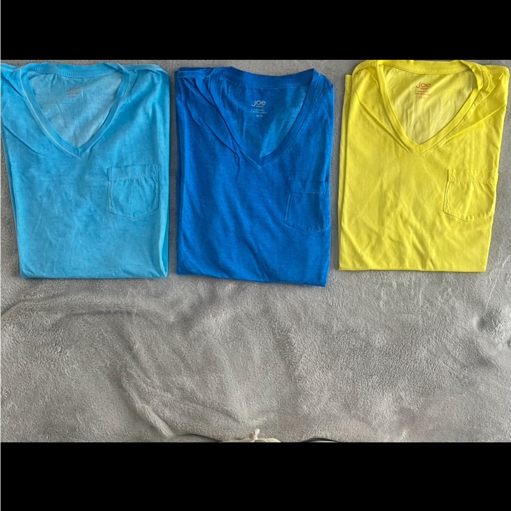 Joe Fresh V-Neck T-Shirts Royal Blue, Bright Blue and  Yellow XS